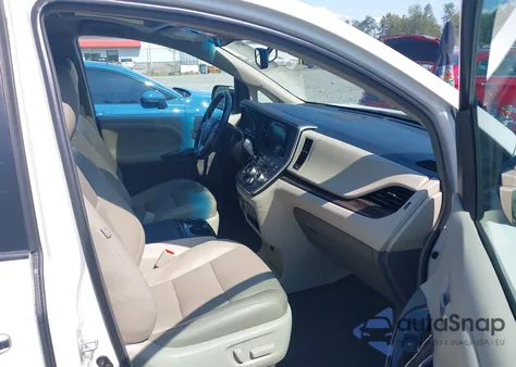 2015 Toyota Sienna Limited 7 Passenger/Limited Premium 7 Passenger/Xle 7 Passenger/Xle Premium 7 Passenger z USA, uszkodzony, nr VIN 5TDDK3DC6FS114592